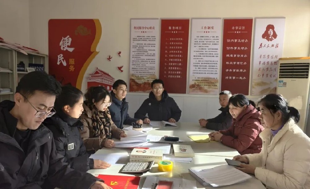 振坤律师深入乡村开展“一村一法律顾问”活动